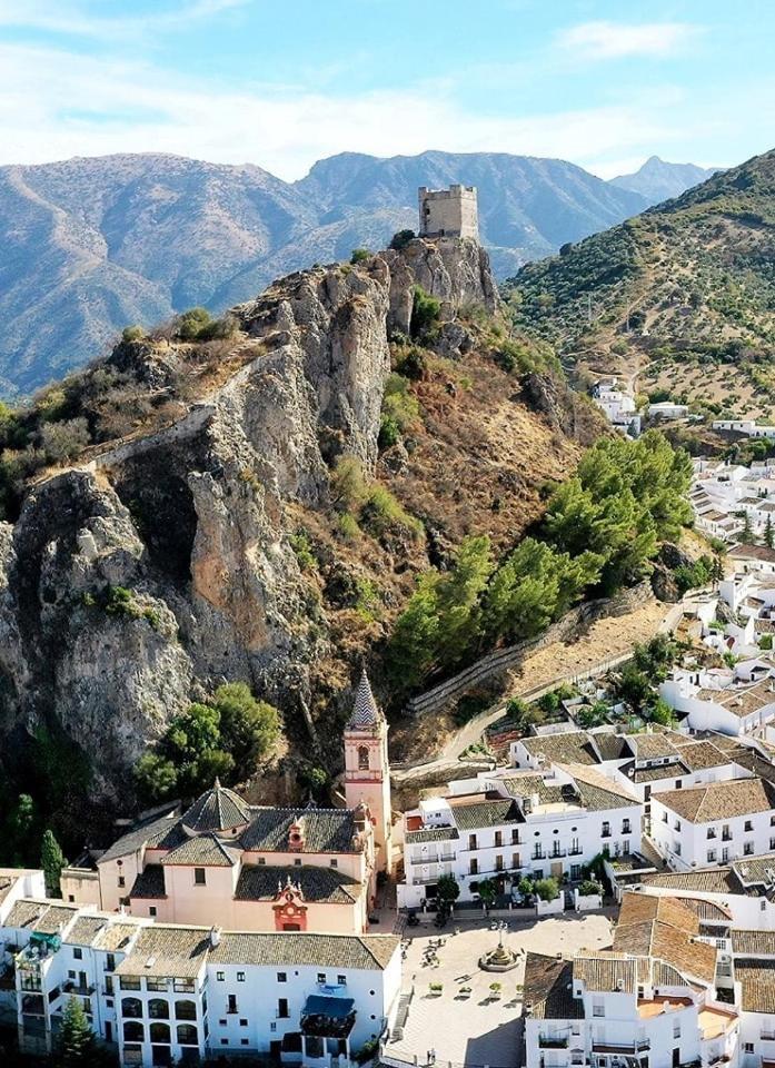 Plaza Principal Zahara - Magnifica Ubicacion Y Vistas Zahara De La Sierra Exterior foto